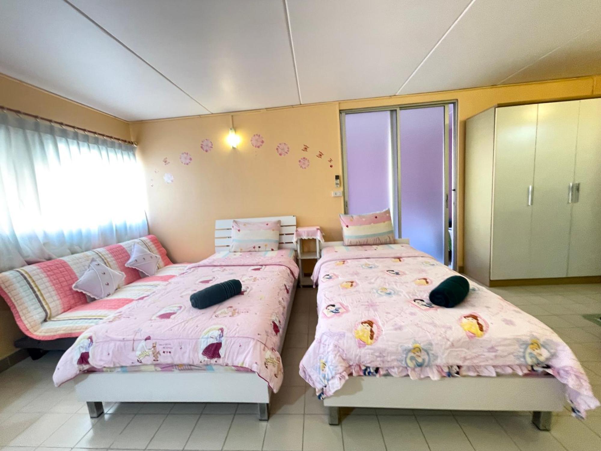 Lively Popular C3-C9 Impact Apartment Nonthaburi Exterior photo
