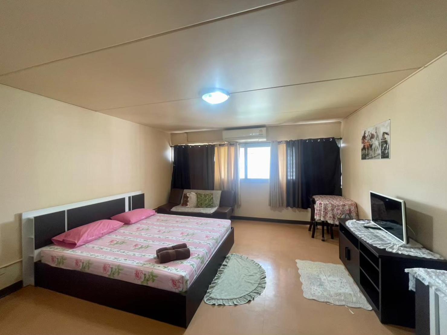 Lively Popular C3-C9 Impact Apartment Nonthaburi Exterior photo
